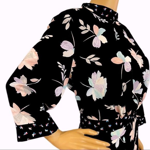 Limited  High Neckline Dress  - Picture 3 of 14